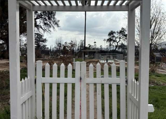 Property at 408 West Poppyfields Dr, Altadena, CA 91001