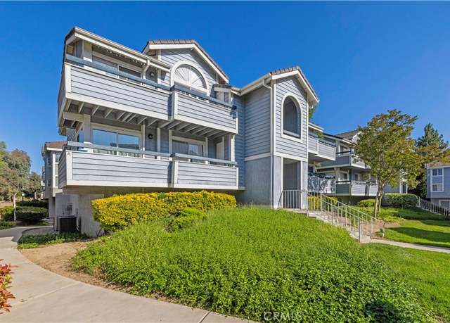 Property at 26966 Flo Ln #318, Canyon Country, CA 91351, 2 beds, 2 baths