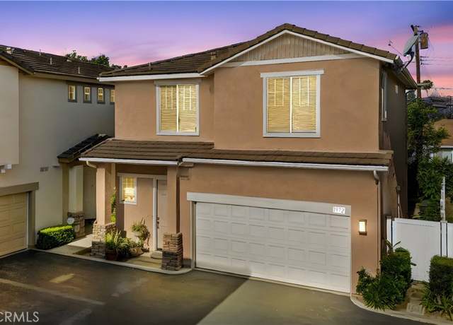 Property at 1972 W Blue Violet Ct, Anaheim, CA 92801, 2 beds, 2.5 baths