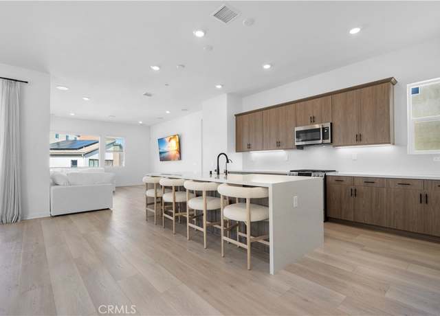 Property at 27513 Illumination Ct, Valencia, CA 91381, 3 beds, 2.5 baths