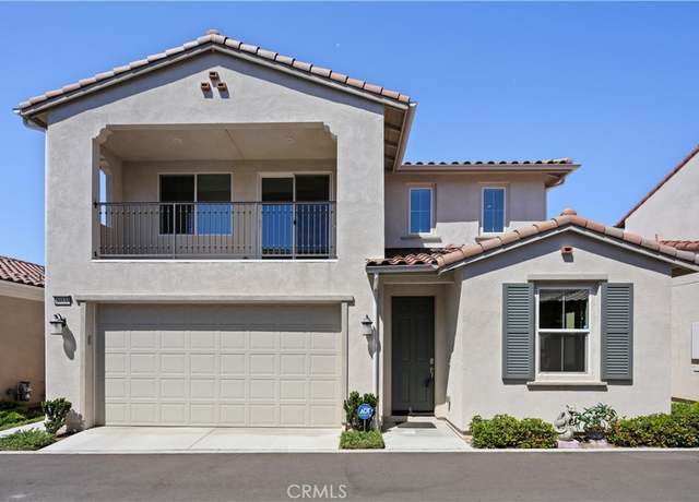 Property at 20535 Martingale Pl, Saugus, CA 91350, 2 beds, 3 baths