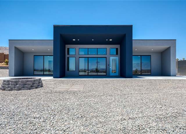 Property at 7079 Juniper Rd, Joshua Tree, CA 92252, 2 beds, 3 baths