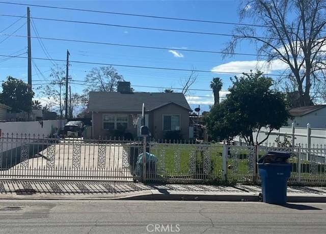 Property at 621 Columbus St, Bakersfield, CA 93305, 3 beds, 2 baths