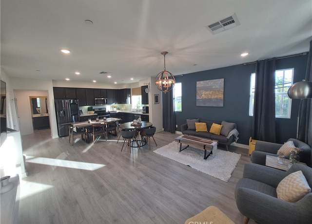 Property at 12801 N Watt Ln Unit A, Sylmar, CA 91342, 5 beds, 4 baths