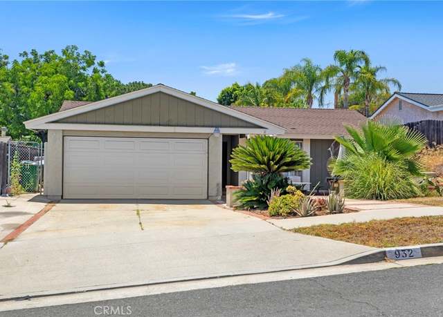 Property at 932 Redwood Ct, Corona, CA 92879, 4 beds, 2 baths
