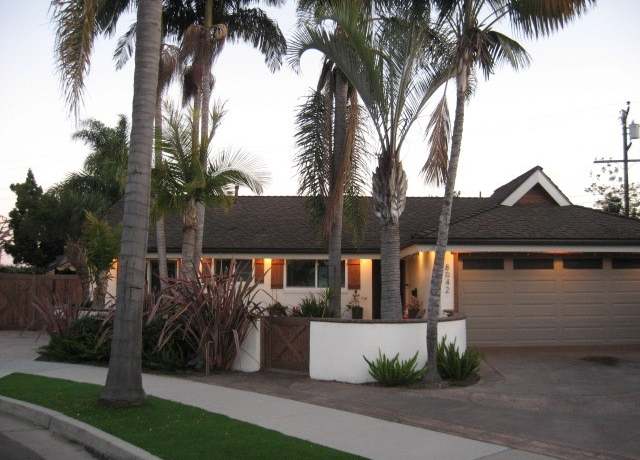 Property at 8042 Sail Cir, Huntington Beach, CA 92646, 3 beds, 3 baths