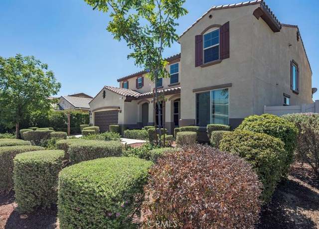 Property at 1033 Madera St, Perris, CA 92571, 6 beds, 5 baths