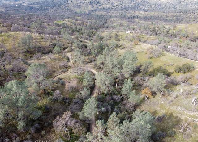 Property at 37749 Misty Ridge Rd, Raymond, CA 93653