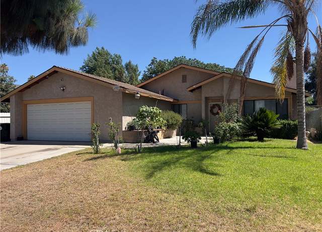 Property at 17053 Pinedale Ct, Fontana, CA 92335, 3 beds, 2 baths