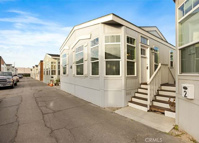 Property at 8250 Lankershim Blvd #40, North Hollywood, CA 91605, 2 beds, 2 baths