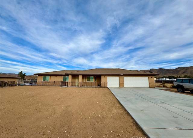 Property at 15465 Laguna Seca Dr, Apple Valley, CA 92307, 4 beds, 2 baths