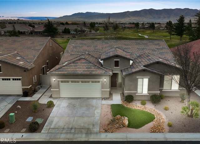 Property at 19213 Castana St, Apple Valley, CA 92308, 3 beds, 3 baths