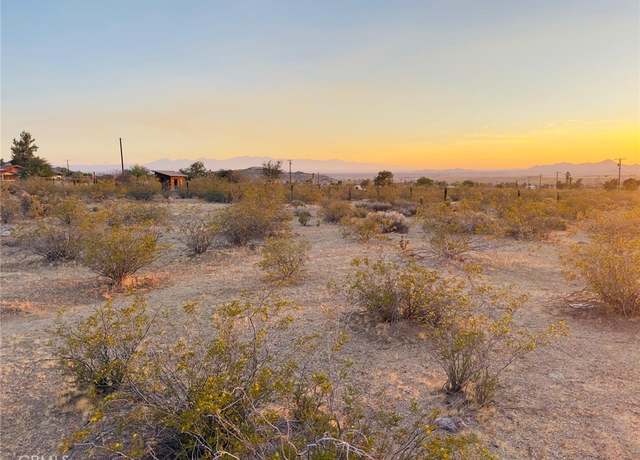 Property at 2 Old Mine Rd, Apple Valley, CA 92307