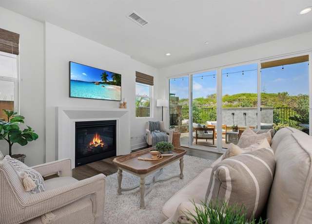 Property at 3002 Villeta Ave, Carlsbad, CA 92010, 3 beds, 2.5 baths