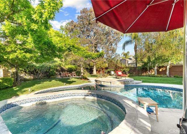 Property at 26442 Puffin Pl, Canyon Country, CA 91387, 5 beds, 4 baths