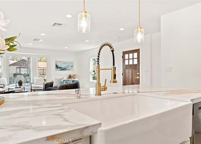 Property at 3991 Hubert Ave, Los Angeles, CA 90008, 3 beds, 3 baths