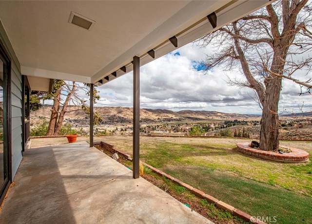 Property at 40005 92nd St W, Leona Valley, CA 93551, 4 beds, 3 baths