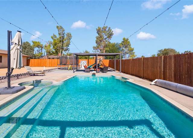 Property at 18715 Seneca Rd, Apple Valley, CA 92307, 5 beds, 2 baths