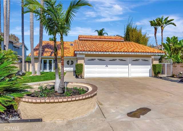 Property at 24851 Via Santa Cruz, Mission Viejo, CA 92692, 5 beds, 2.5 baths