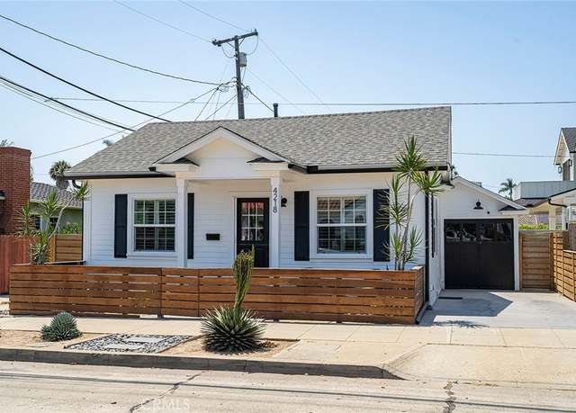 Property at 4218 E 3rd St, Long Beach, CA 90814, 2 beds, 1 bath