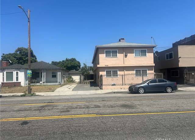 Property at 10124 S Inglewood Ave, Inglewood, CA 90304, 8 beds, 4 baths