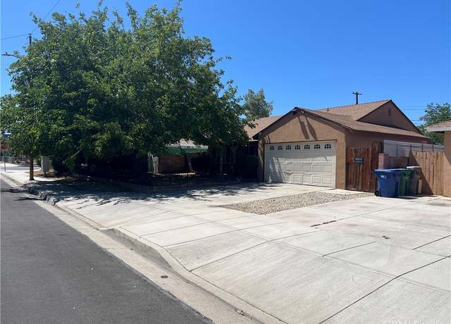 Property at 38609 32nd St E, Palmdale, CA 93550, 3 beds, 1 bath