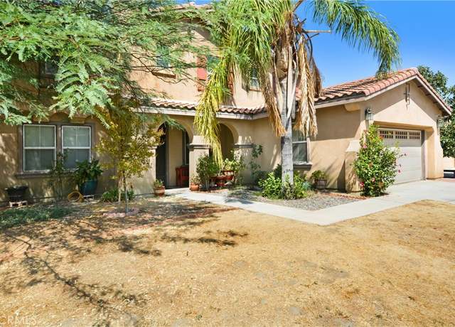 Property at 1053 Indiangrass Dr, Hemet, CA 92545, 5 beds, 2.5 baths