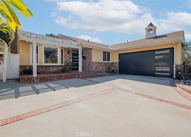 Property at 8428 Petaluma Dr, Sun Valley, CA 91352, 3 beds, 2 baths