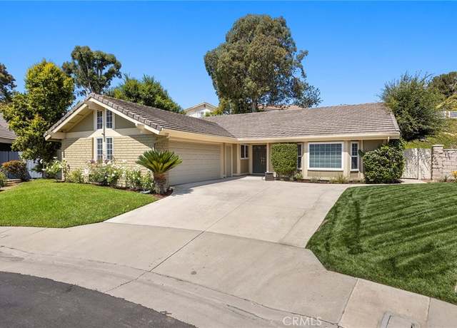 Property at 5600 E Calle Canada, Anaheim Hills, CA 92807, 3 beds, 2 baths