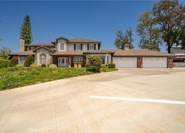 Property at 34150 Pauba Rd, Temecula, CA 92592, 4 beds, 3.5 baths