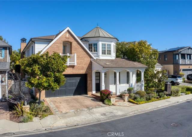 Property at 4761 Edgartown Dr, Huntington Beach, CA 92649, 4 beds, 4 baths