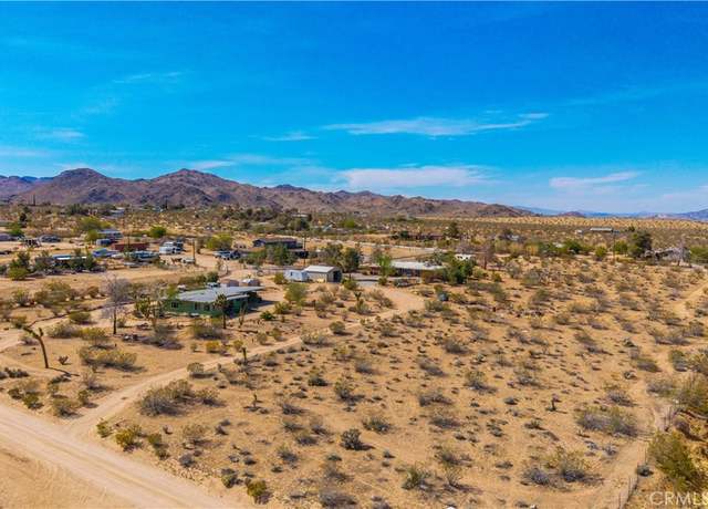Property at 56011 Mira St, Yucca Valley, CA 92284, 5 beds, 3.5 baths