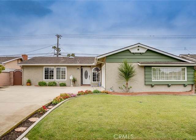Property at 5202 Caliente Dr, Huntington Beach, CA 92649, 3 beds, 2 baths