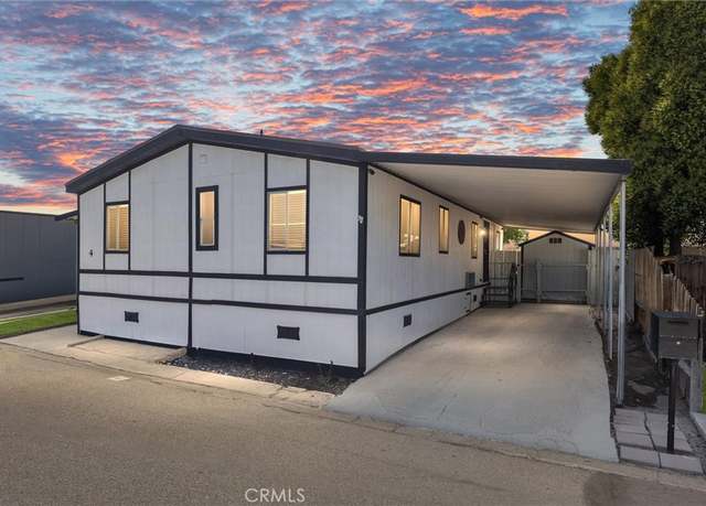 Property at 4 Dogwood Ln, Bakersfield, CA 93308, 3 beds, 2 baths