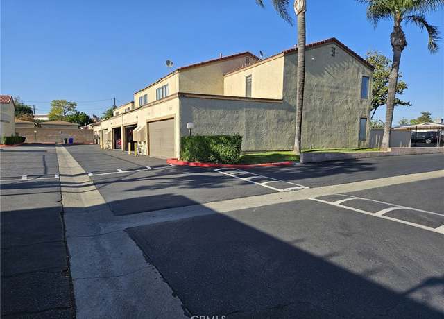 Property at 9202 Citrus Ave Unit B, Fontana, CA 92335, 3 beds, 1.5 baths