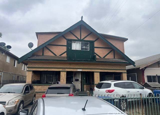 Property at 154 W 59th Pl, Los Angeles, CA 90003, 6 beds, 4 baths