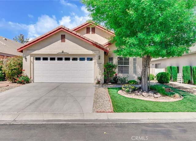Property at 11241 Pleasant Hills Dr, Apple Valley, CA 92308, 2 beds, 2 baths