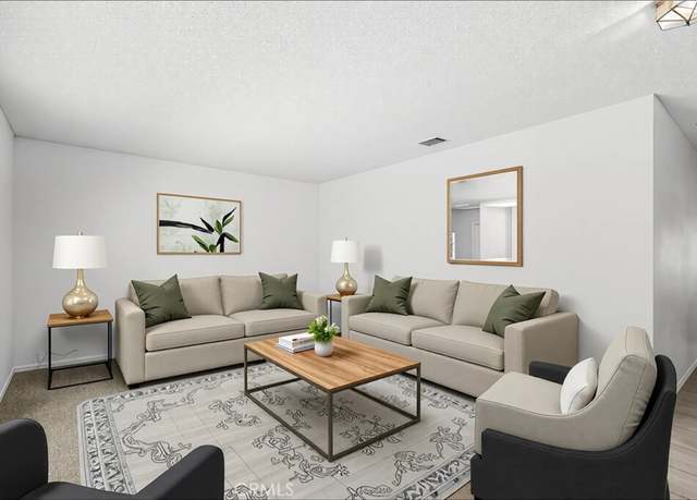 Property at 464 Camino Corto, San Jacinto, CA 92582, 2 beds, 1.5 baths