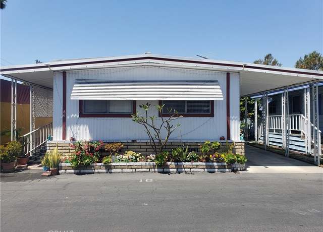Property at 3929 W 5th St #16, Santa Ana, CA 92703, 2 beds, 2 baths