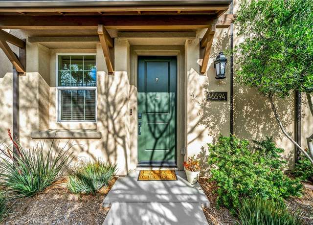 Property at 45594 Calle Luna, Temecula, CA 92592, 3 beds, 2.5 baths