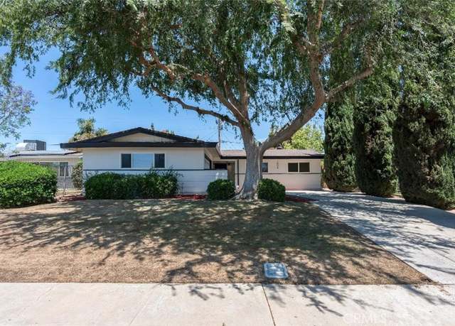 Property at 1004 Sheridan Ave, Bakersfield, CA 93308, 3 beds, 2 baths