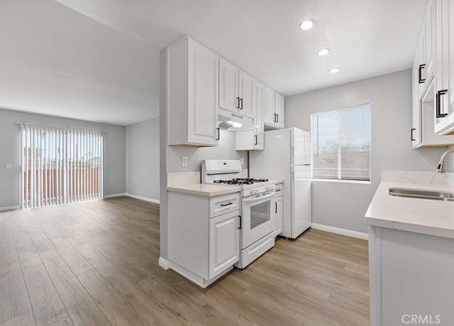 Property at 2422 E 11th St, Long Beach, CA 90804, 16 beds, 8 baths