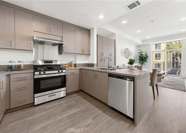 Property at 168 S Monterey St #202, Alhambra, CA 91801, 1 bed, 1.5 baths
