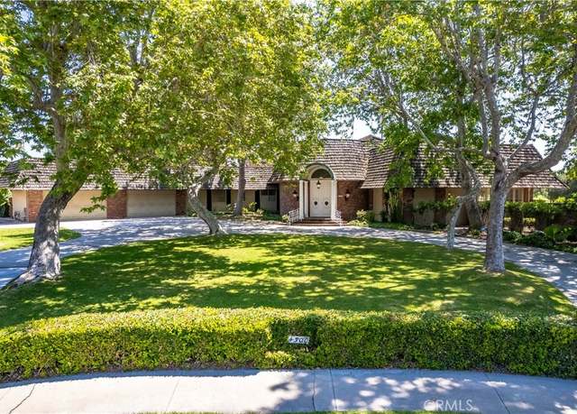 Property at 4300 Parkview Dr, Lakewood, CA 90712, 7 beds, 5.5 baths