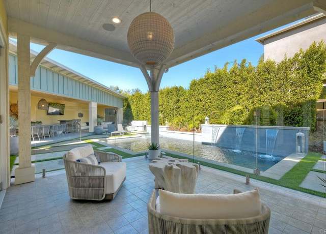 Property at 734 Adelaide Cir, Encinitas, CA 92024, 5 beds, 4 baths