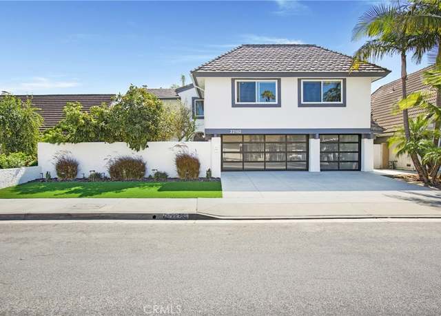 Property at 22102 Wood Island Ln, Huntington Beach, CA 92646, 5 beds, 5 baths