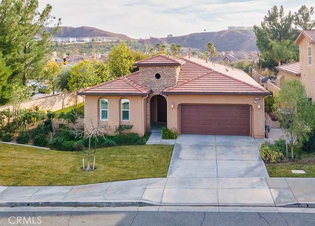 Property at 19402 Castille Ln, Saugus, CA 91350, 4 beds, 2 baths