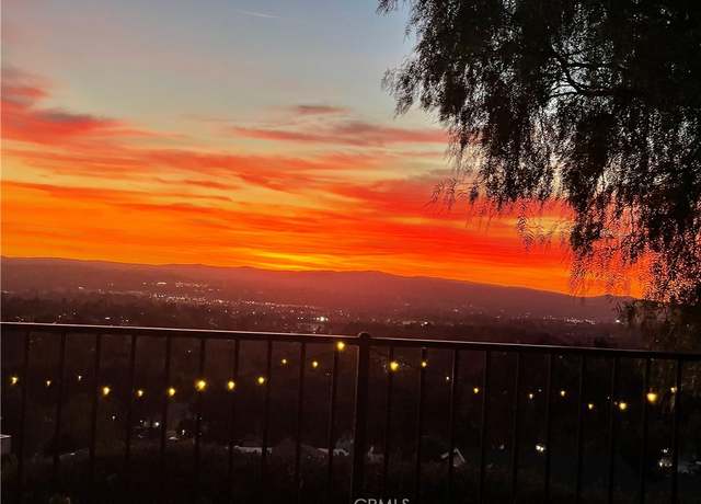 Property at 27201 Via Aurora, Mission Viejo, CA 92691, 4 beds, 2.5 baths