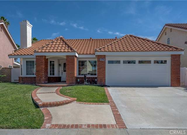 Property at 20419 Kesley St, Canyon Country, CA 91351, 6 beds, 3 baths