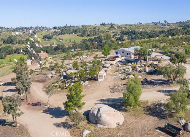 Property at 34725 Silverwood Ct, Hemet, CA 92544, 4 beds, 2.5 baths